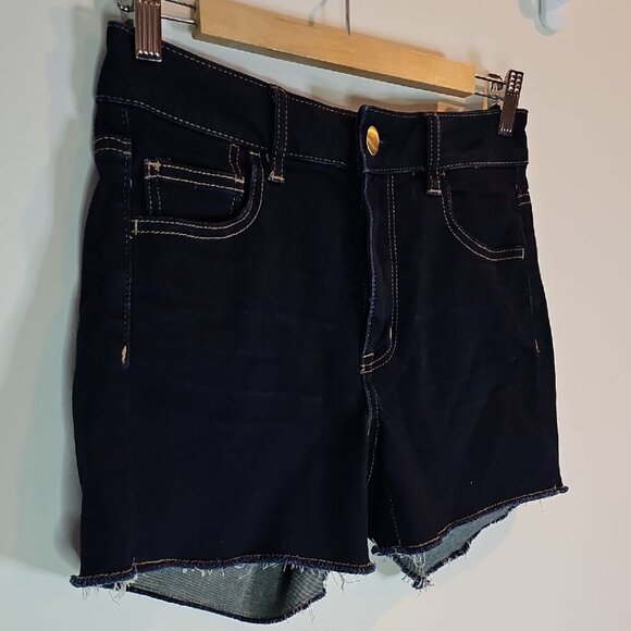 American Eagle Outfitters Size 8 Dark Wash Jean Shorts with Rolled Hems - Picture 3 of 13